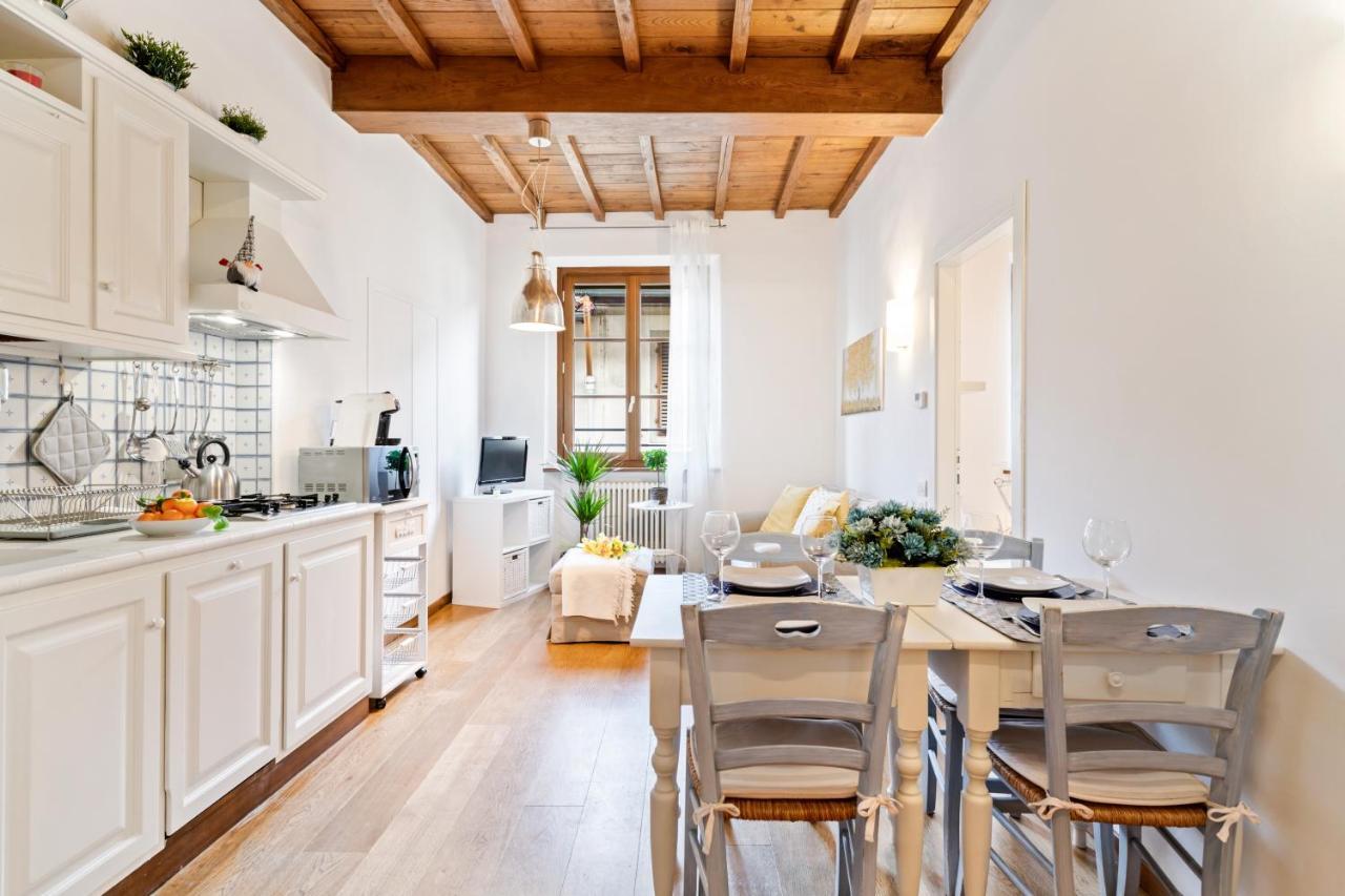 Florence City Center Flat Via Dei Neri ภายนอก รูปภาพ