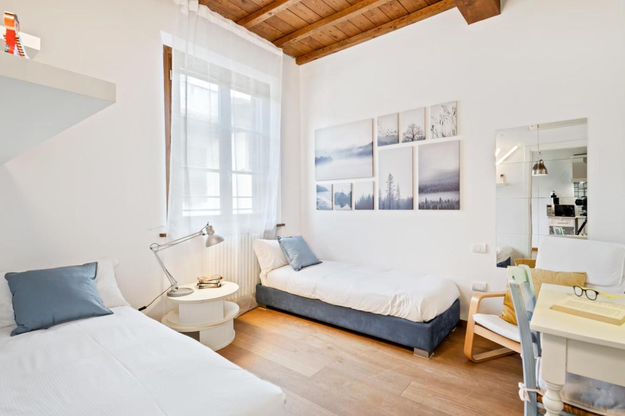 Florence City Center Flat Via Dei Neri ภายนอก รูปภาพ